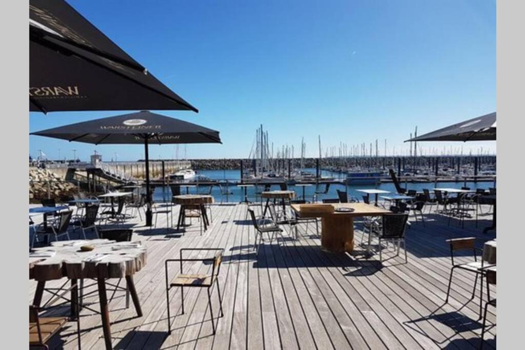 Kermaravel, Le Petit Manoir En Bord De Mer. Saint-Pol-de-Leon Bagian luar foto