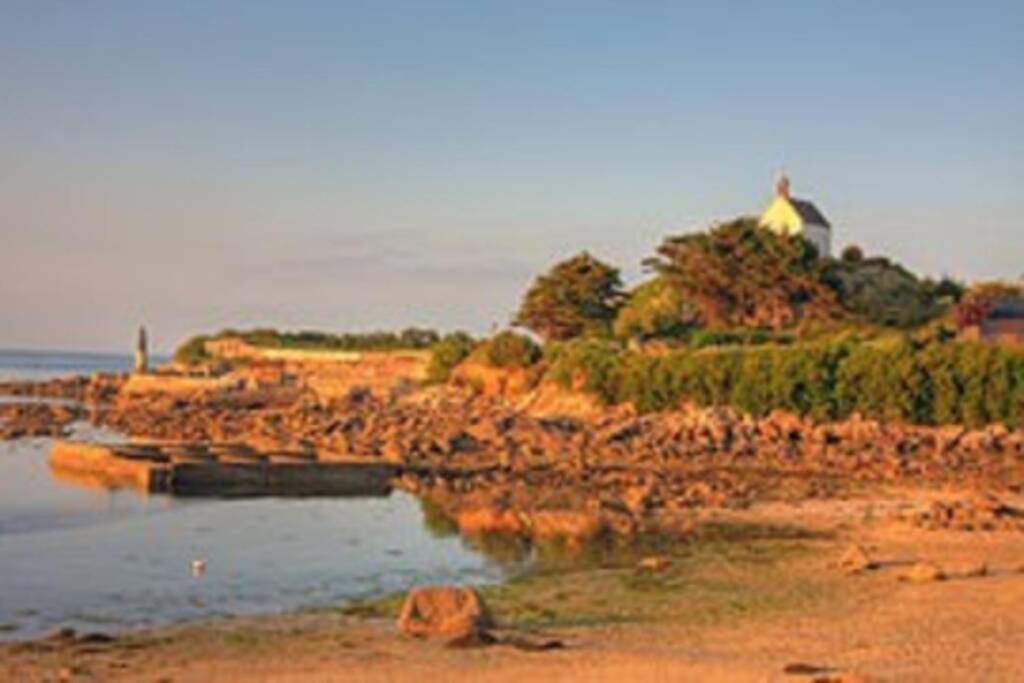 Kermaravel, Le Petit Manoir En Bord De Mer. Saint-Pol-de-Leon Bagian luar foto